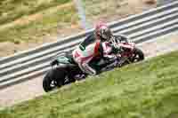 cadwell-no-limits-trackday;cadwell-park;cadwell-park-photographs;cadwell-trackday-photographs;enduro-digital-images;event-digital-images;eventdigitalimages;navarra;no-limits-trackdays;peter-wileman-photography;racing-digital-images;trackday-digital-images;trackday-photos